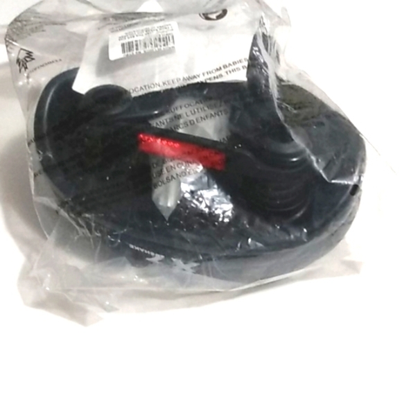 USHAKE X7 WIDE CUSHIONED BICYCLE SADDLE SEAT SIZE OS NWT - Picture 9 of 10